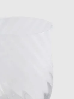 Vaso de cristal con diseño de remolinos