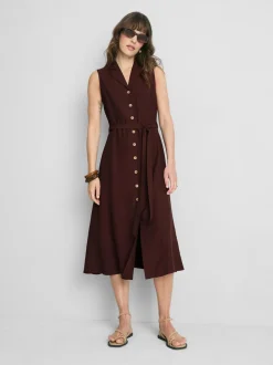 Vestido camisero midi con cinturón