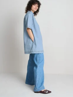 Vestido corto rectangular vaquero con cuello