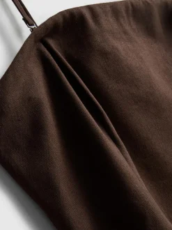 Vestido midi a capas en mezcla de lino de The Edit