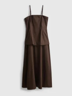 Vestido midi a capas en mezcla de lino de The Edit