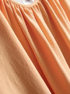 Vestido midi con tirantes