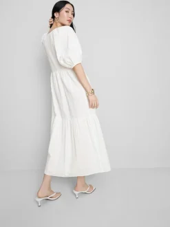 Vestido midi con volantes en sirsaca de algodón