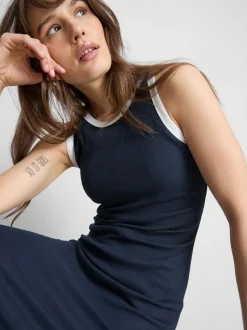 Vestido midi de canalé con sujetador incorporado