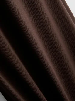 Vestido midi de canalé con sujetador incorporado