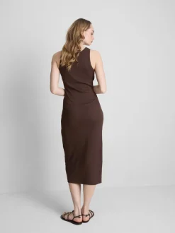 Vestido midi de canalé con sujetador incorporado