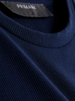 Vestido tipo camiseta corto acanalado