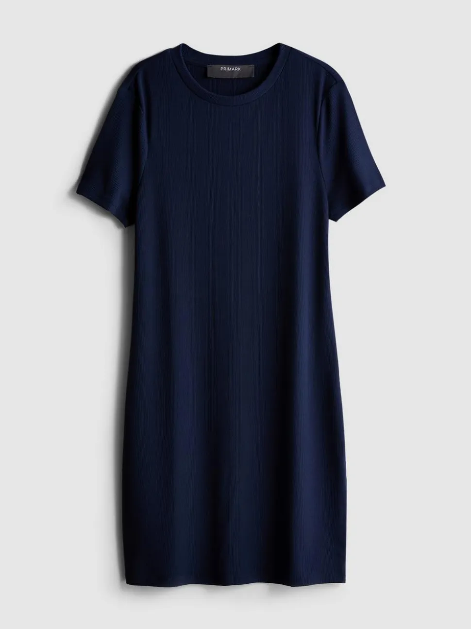 Vestido tipo camiseta corto acanalado