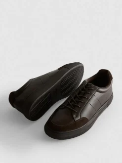 Zapatillas con cordones