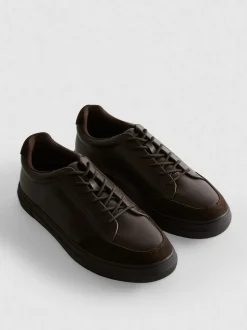 Zapatillas con cordones