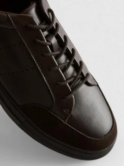 Zapatillas con cordones