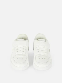 Zapatillas de caña baja con corazones