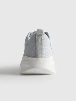 Zapatillas deportivas de malla