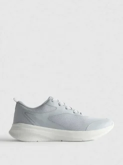 Zapatillas deportivas de malla