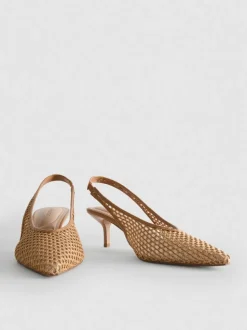 Zapatos de tacón de malla con puntera puntiaguda