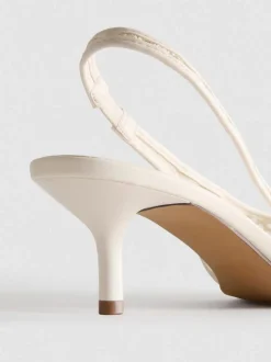 Zapatos de tacón de malla con puntera puntiaguda